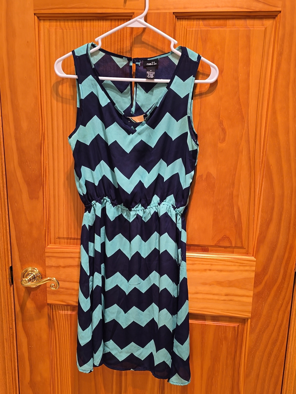 Rue21 Navy and Teal Chevron Sleeveless Midi Dress